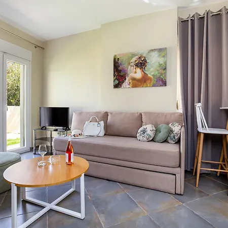 Aldebaran דירה *